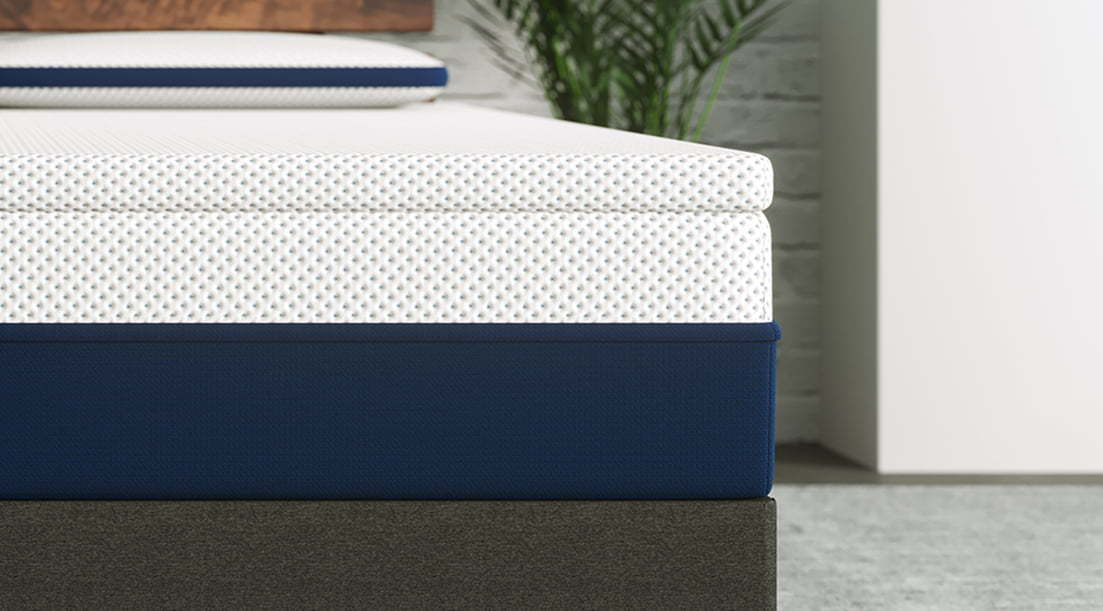 https://www.sleepjunkie.com/wp-content/uploads/2019/07/Lift-Memory-Foam-Pad-by-Amerisleep.jpg