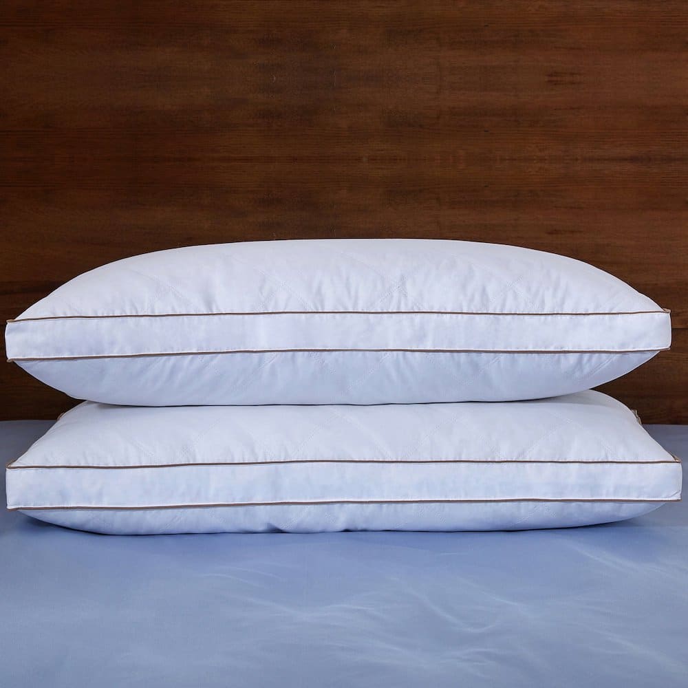 Best Feather Pillows (2021): Reviews and Buyer's Guide - Sleep Junkie
